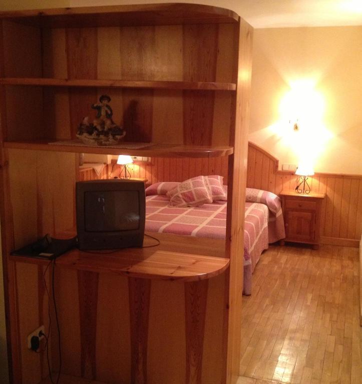 Hotel Llacs De Cardos Tavascan Ngoại thất bức ảnh